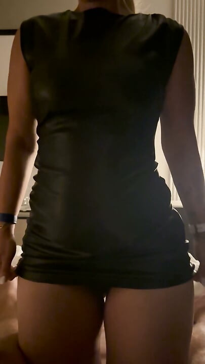 The Secretary Surprised in the Hotel Room Wearing Leather Outfit - My Boss Was Cheating on His Wife