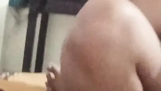 Video ngentot gaya anjing hotel pasutri
