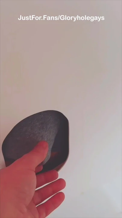 Gloryhole učiteljica me trenira kako da gutam