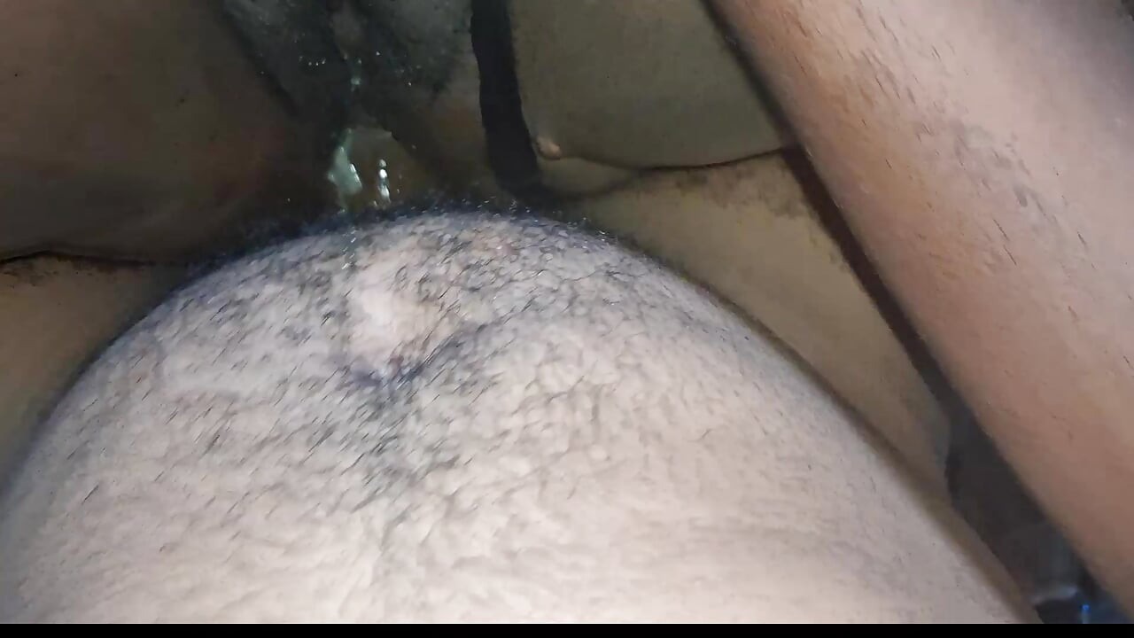 סקס אנאלי אינטנסיבי ומלא תשוקה עם השותפה שלי לחדר אנוונג'ליקה. קרם פאי בשורה אנאלית