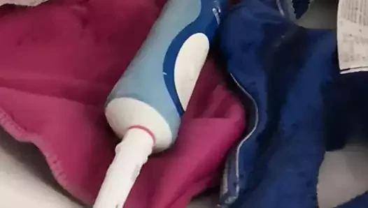 Auf die Sachen meiner Frau gespritzt