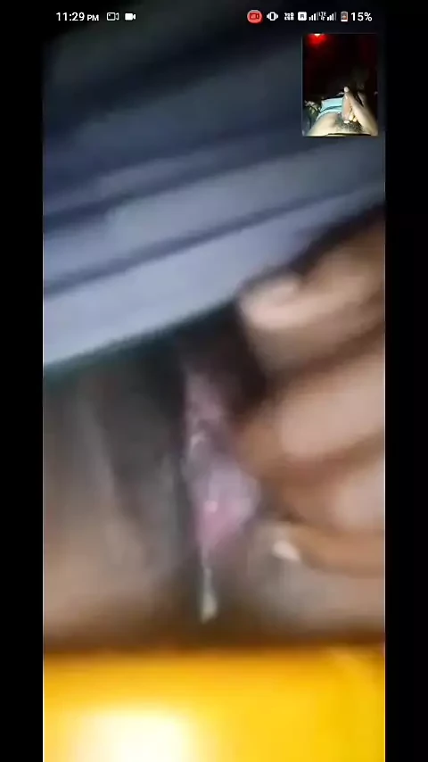 Моя подруга звонит мне DiyaYa Chut на видео