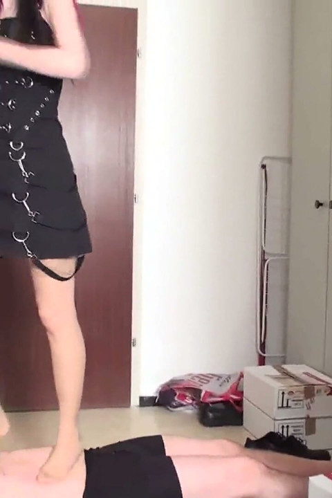 Human trampling mat in the mirror