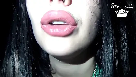Ich habe meine lippen größer gemacht! Lippen größer - komm schneller!