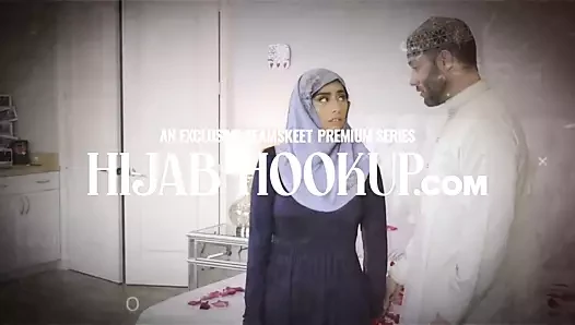 Gorgeous Slut Vienna Black Gets Caught And Fucked