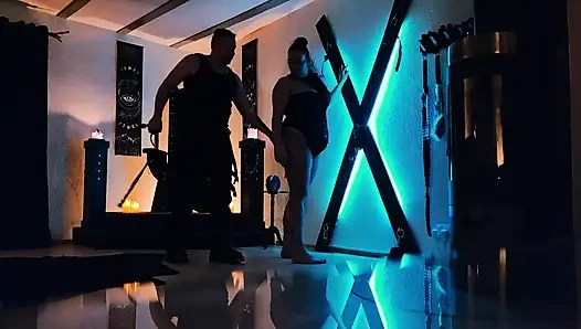 Flogger: Martyrius Raptor-Prototyp im Test (NSFW Version)