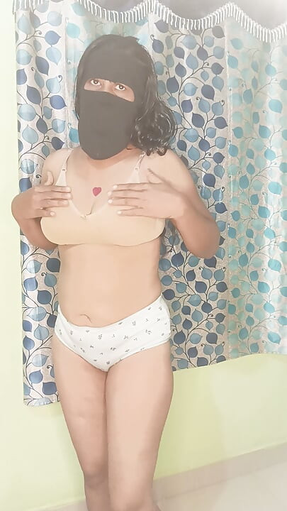 甜美漂亮的印度女孩