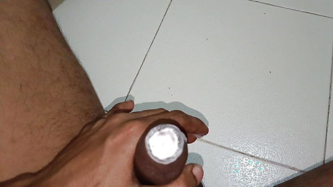 Desi boy manoj big dick masturbate
