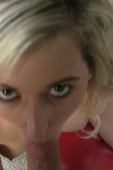 Lilly Banks blondie's blowjob!