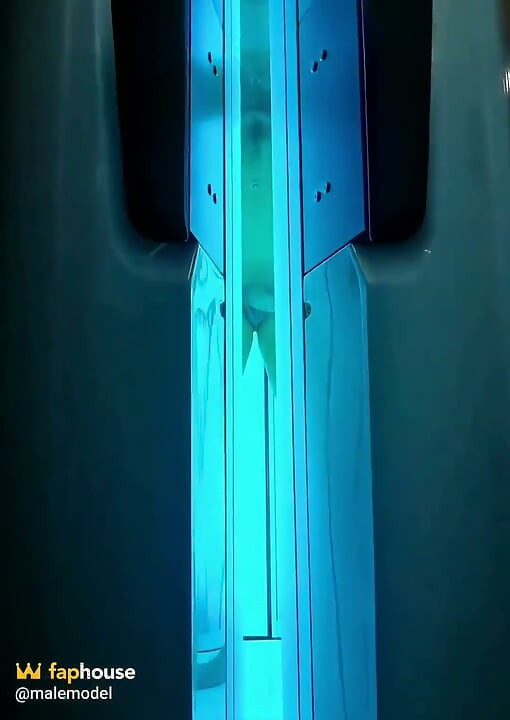 Tanning Salon Masturbation
