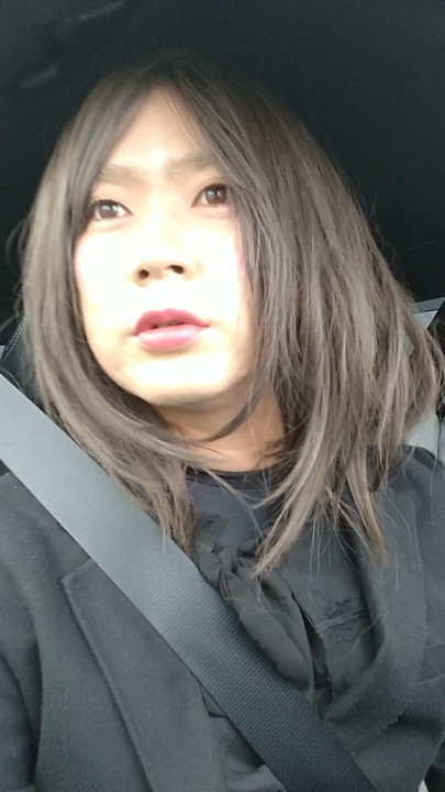 A cross-dressing boy wearing Gothic wore black full-body tights as an inner layer and drove with masturbation in the car. | Clip 1