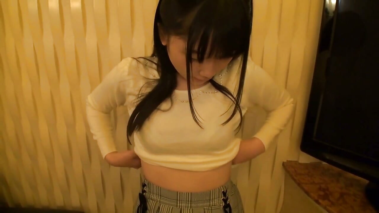 [secret Sex Work] Pure and Black-haired Girl Gets Serious with Customers in Cowgirl Position, a Super Perverted Nymphomaniac