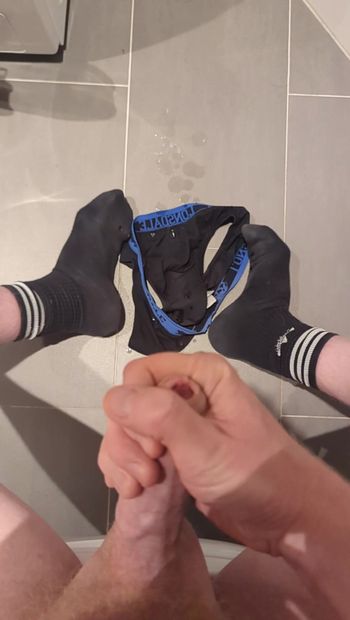 Cumming on lonsdale briefs slo mo