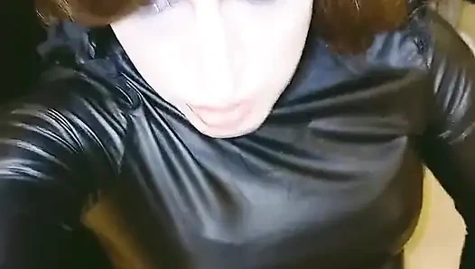 Masturbating with Leggins