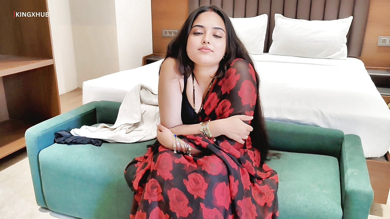 Indian Desi Aunty was Angry, we shared single bed, Full Hindi Audio