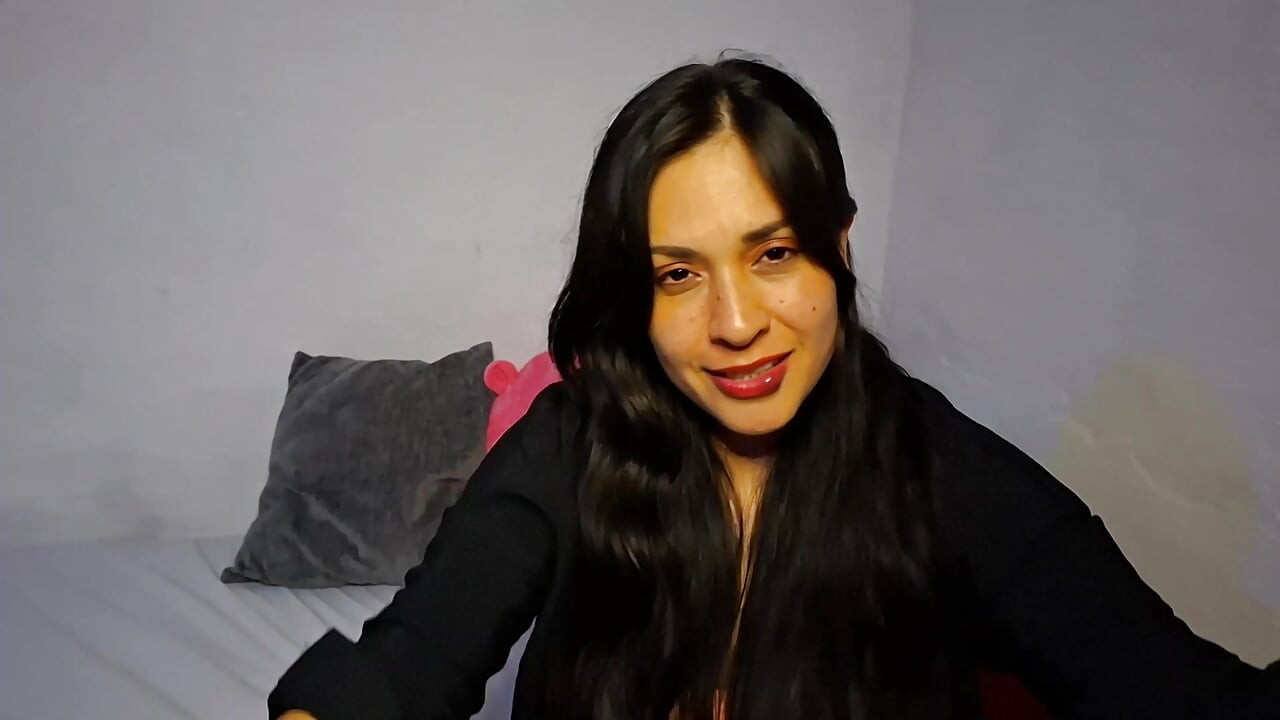 ASMR Roleplay Tu NOVIA te CUIDA