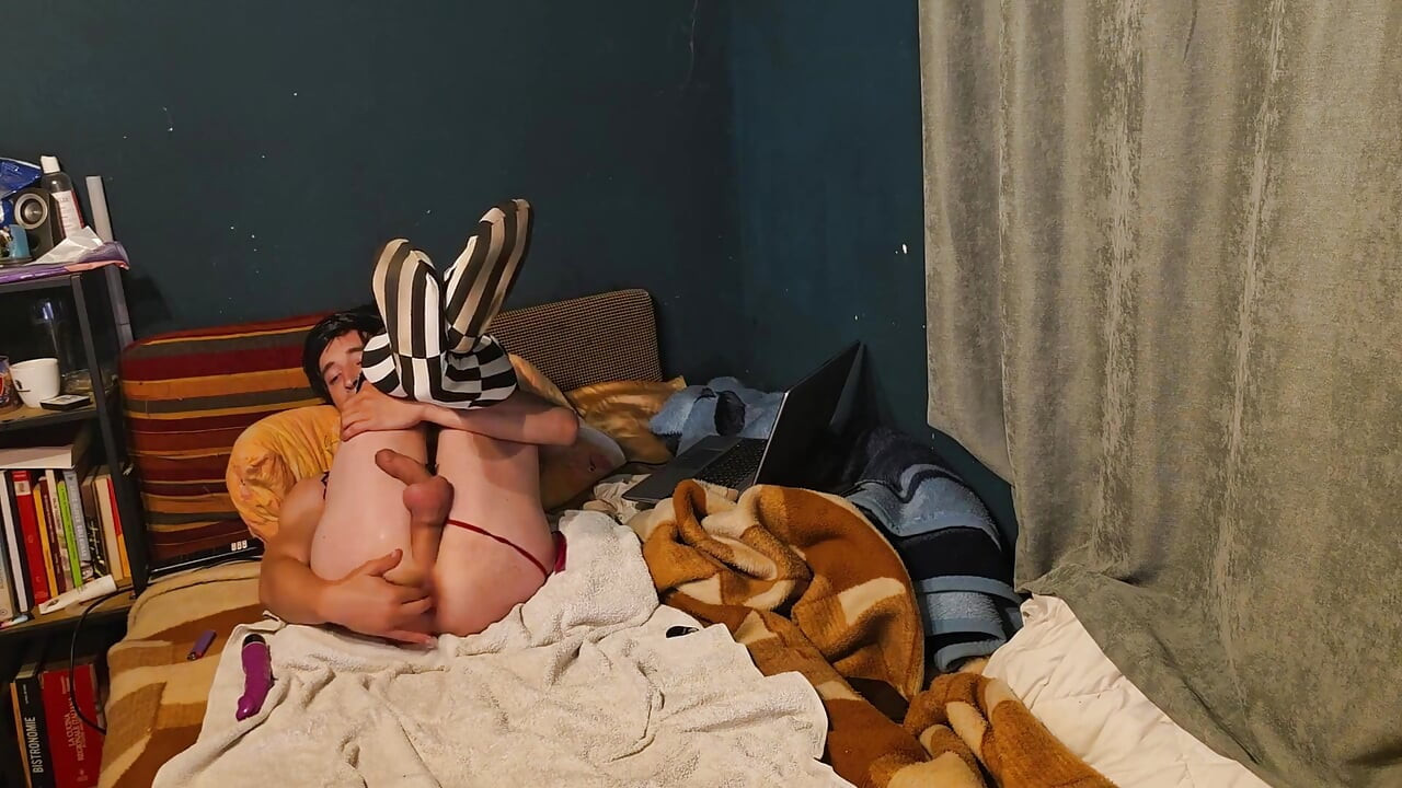 Îmi suge vibratorul