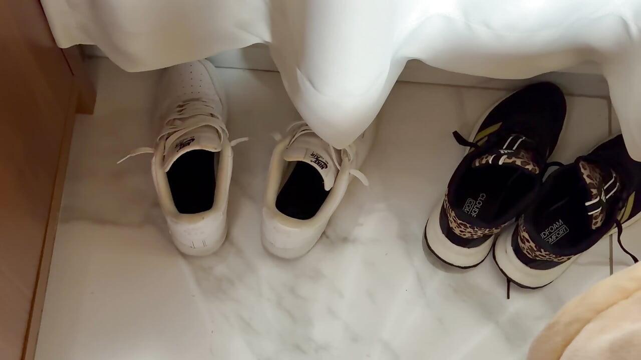 Hot fuck with my wife's Nike AF1 sneaker using the fleshlight and cumming inside