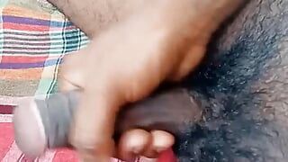 Соло мастурбация - индийский деревенский гей