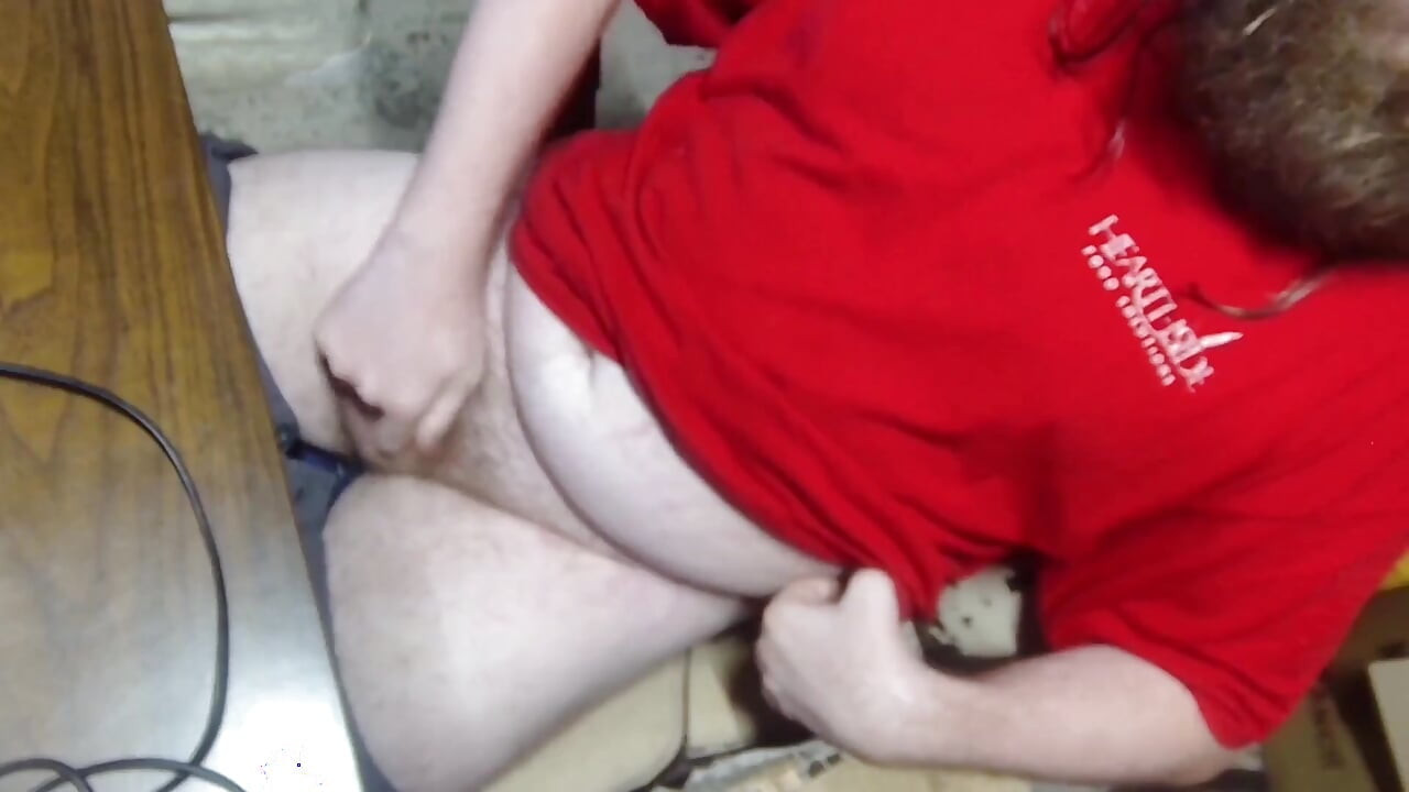 Masturbating with an Overhead View