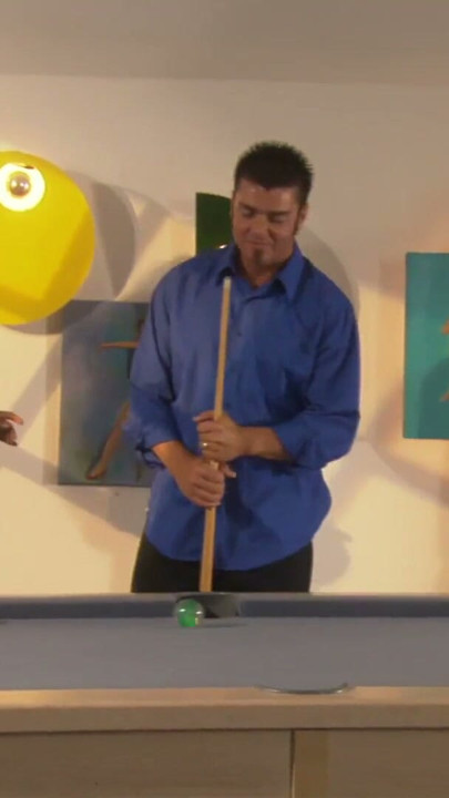 Notgeile Afrikanerin wird auf dem Billiardtisch gefickt | Clip 1