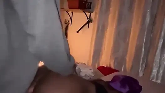 Travesti Cadılar Bayramında Büyük Zenci Yarağını Emiyor