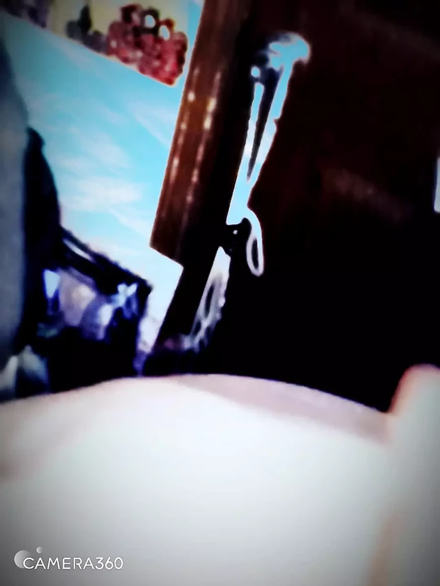 Painting and jacking off