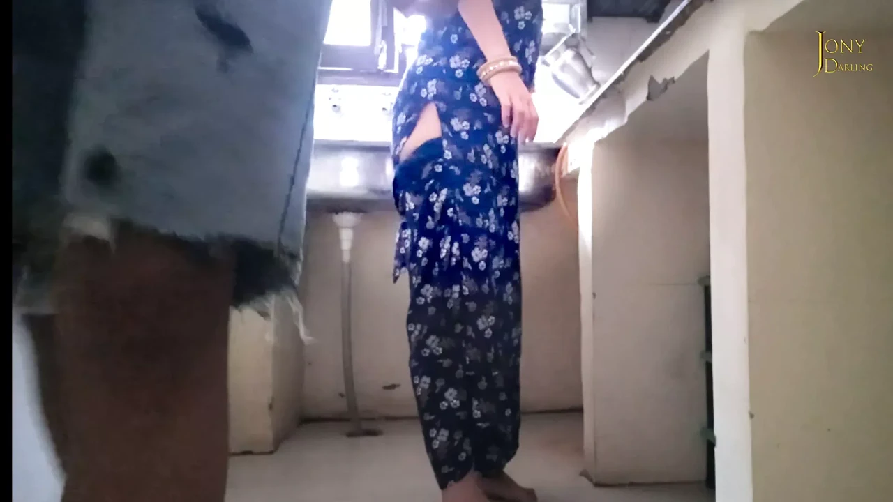 Behanchod Indian Behan Ke Sasural Mein hi Didi ko Pel Diya