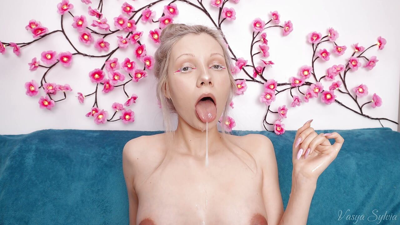 This Bitch Rubs Cum All Over Her Tits - Sweet Creampie in Her Mouth - Sperm Flood!