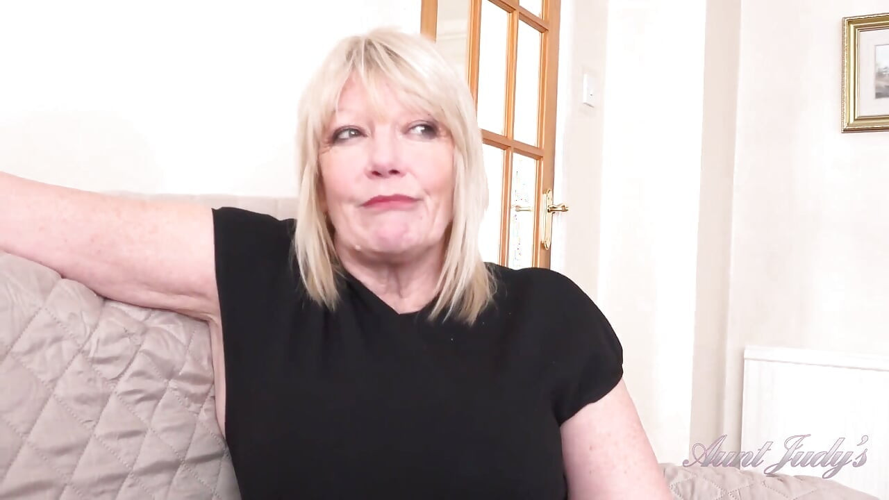 Judys - Your Busty Mature Therapist Dr. Amy Goodhead Knows Exactly What You Need