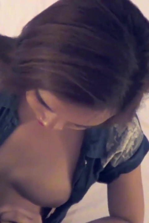 Hot Pinay love thick cock