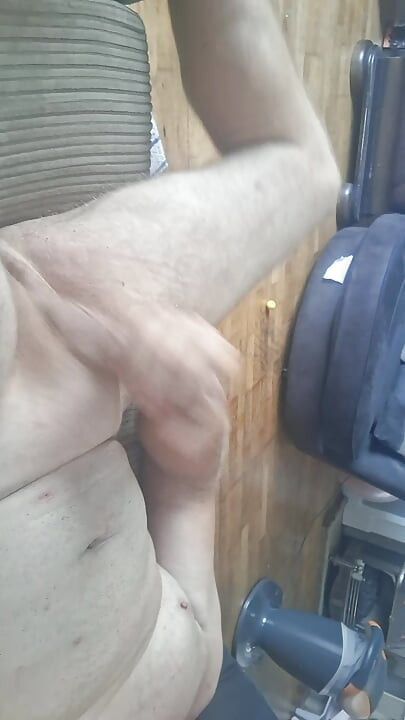 Shaven cock