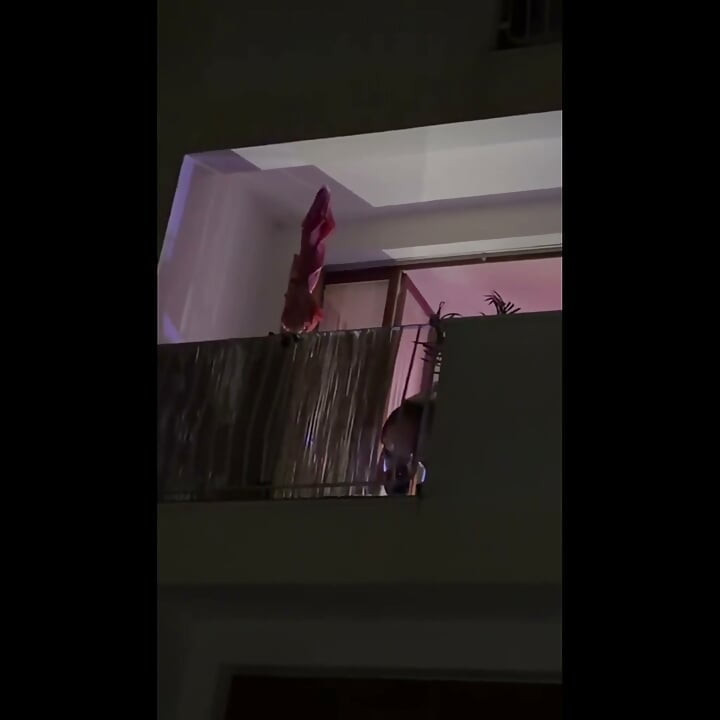 Nabídni svůj zadek k vyvrcholení, aby vyprázdnil koule a masturboval! Kunda Vanessabitchx Parischiennetrvprod⁹¹