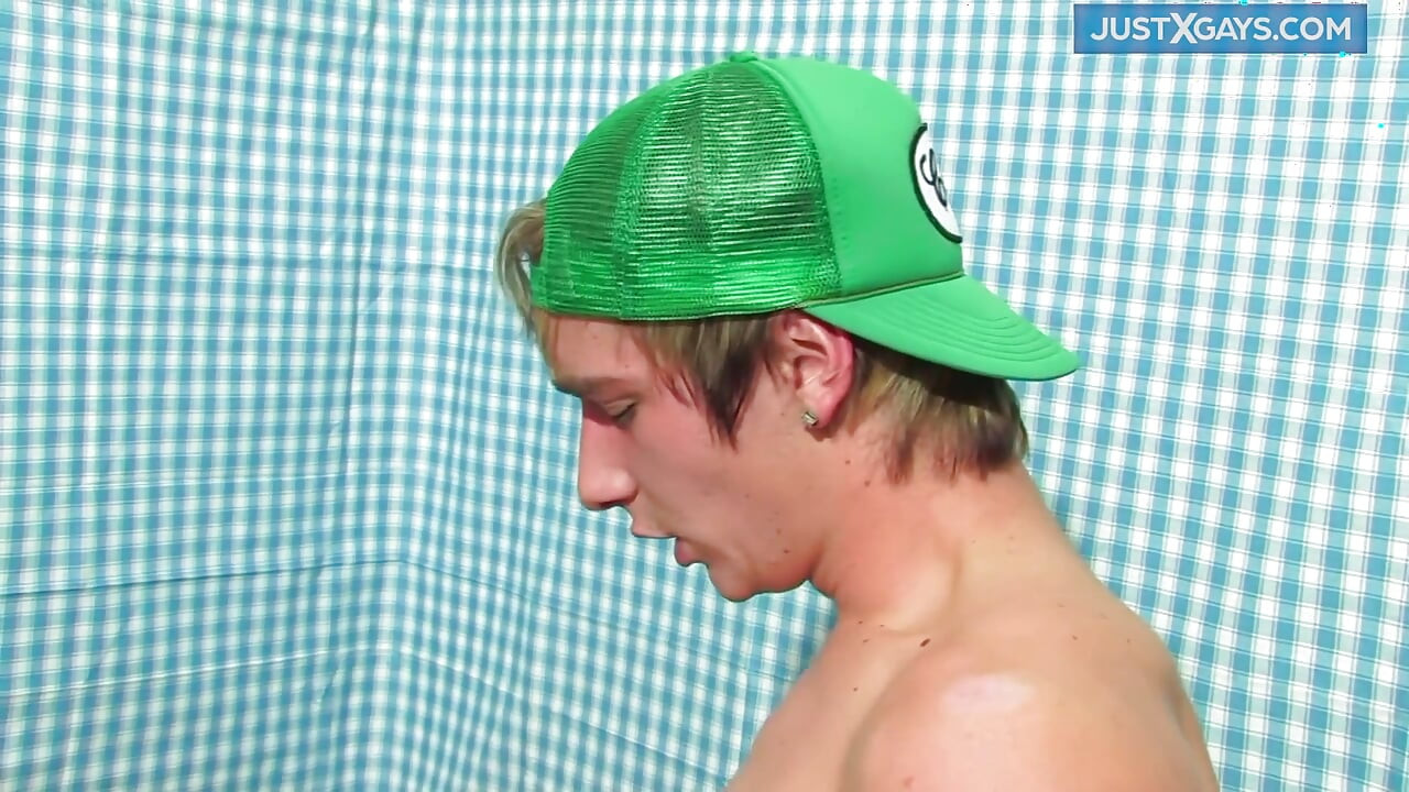 Καυλιάρηδες γκέι γαμιούνται σε πρωκτικό σκληρό