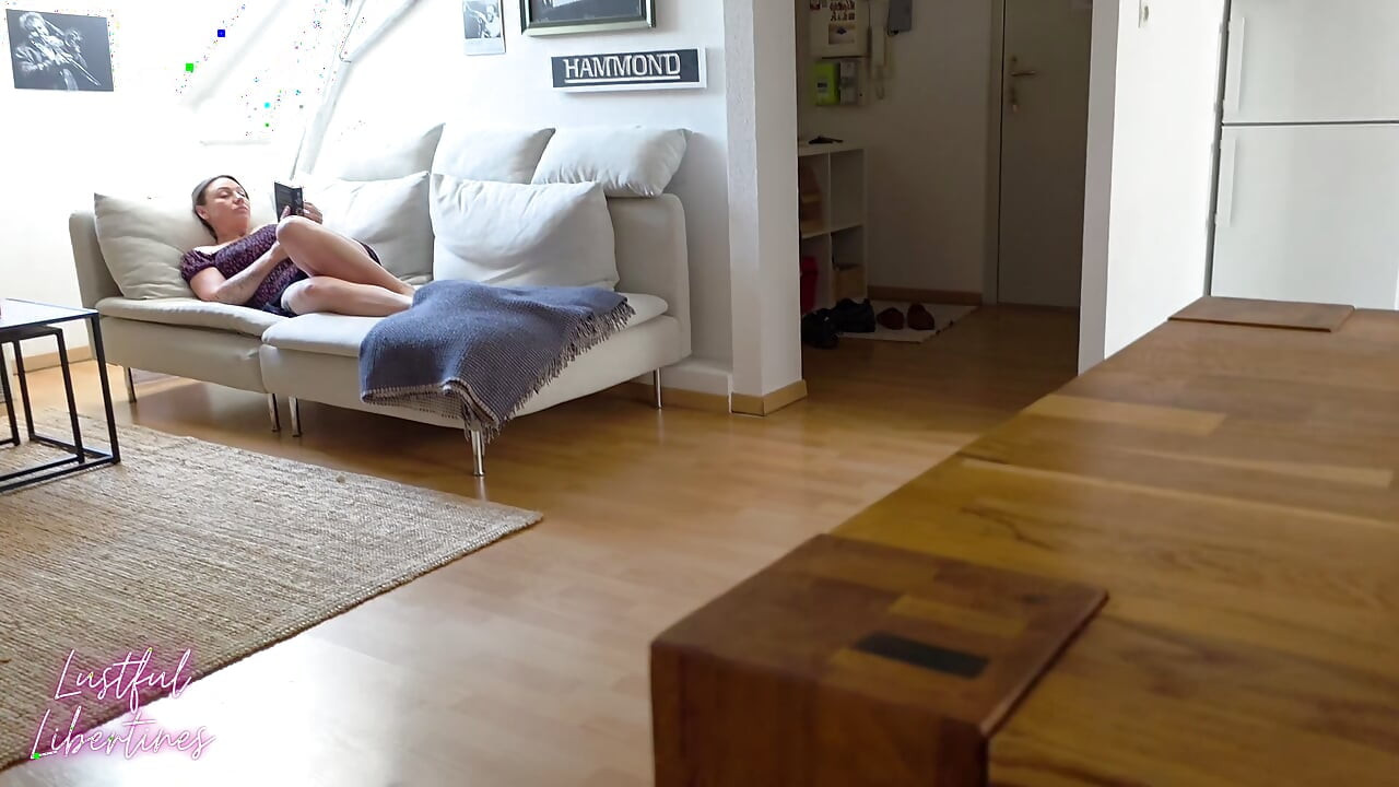 Ella pensó que era papá - mi madrastra peluda milf es irresistible