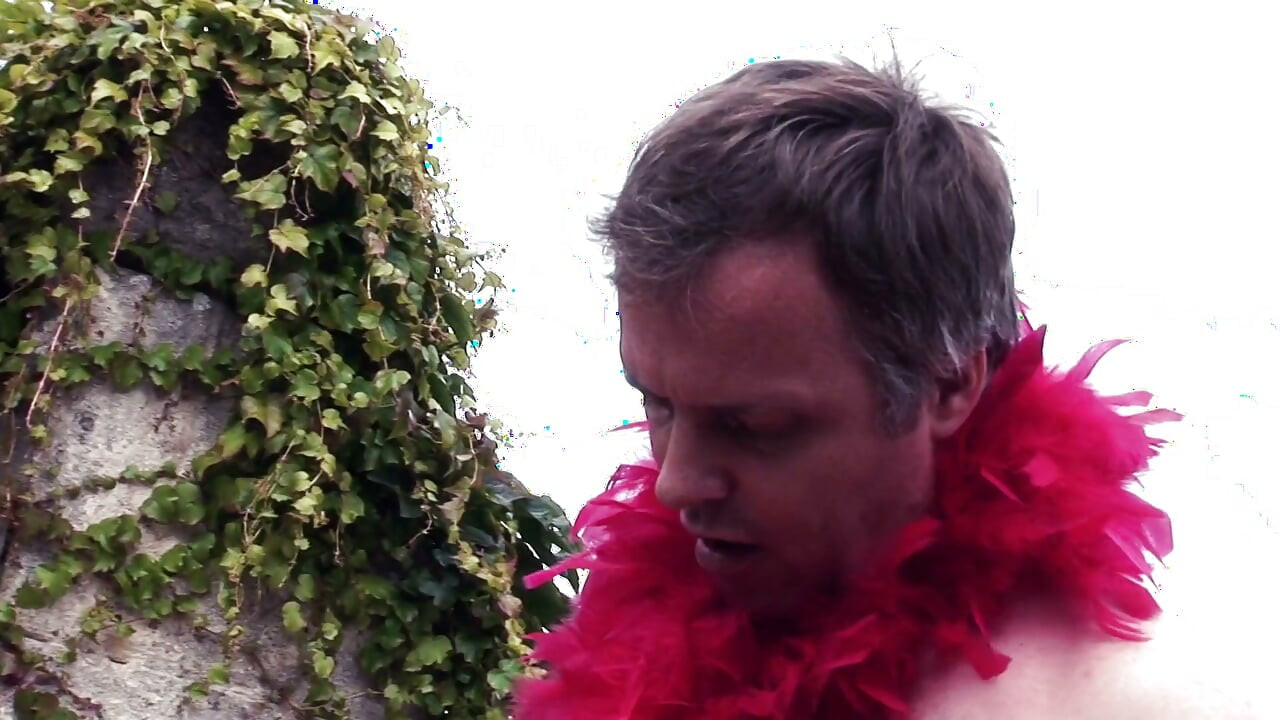 Fit hunk gets a curvy fairy to ride his cock outdoors
