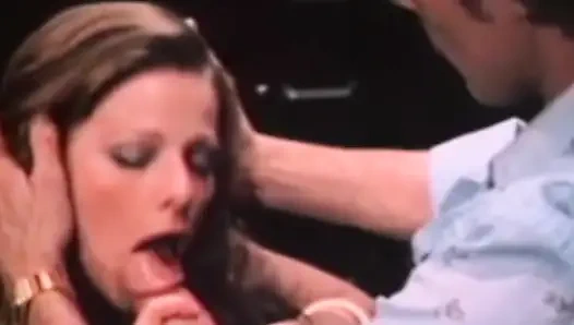 Vahşi eylemde oryantal güzellik