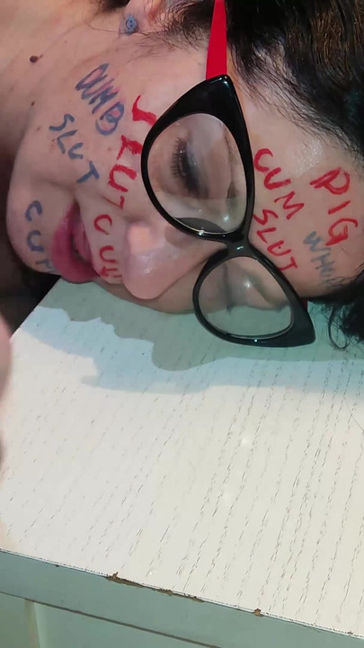 Iconic moment from "This is what a standard blowjob should look like"