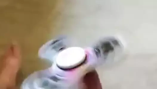Penis üzerinde el döndürücü