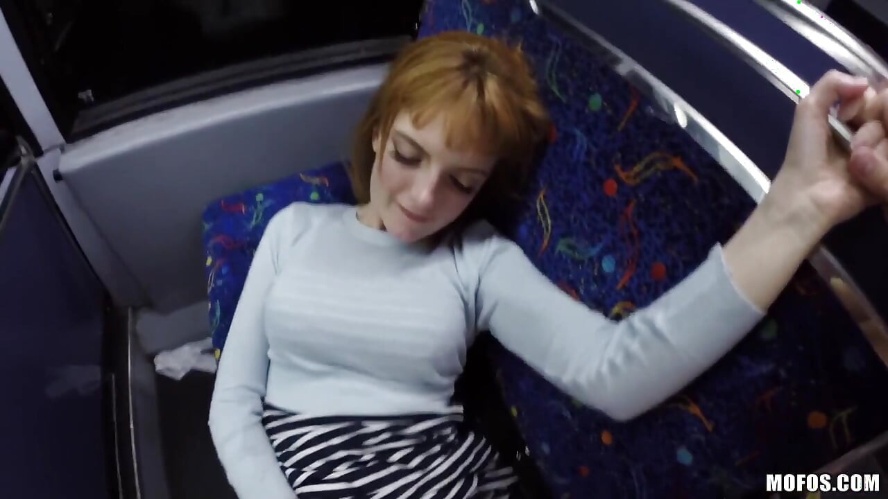 Mofos - Petite Lola Gatsby Meets Ryan & Gets Fucked Hard by the Bus Inspector on the End of His Shift