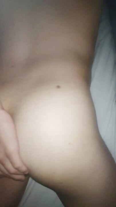 playing with my hole