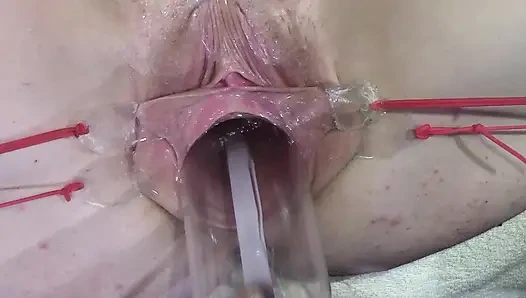 11 Far Spread Pussy Close up Fuck with Lamp 1000 Watt