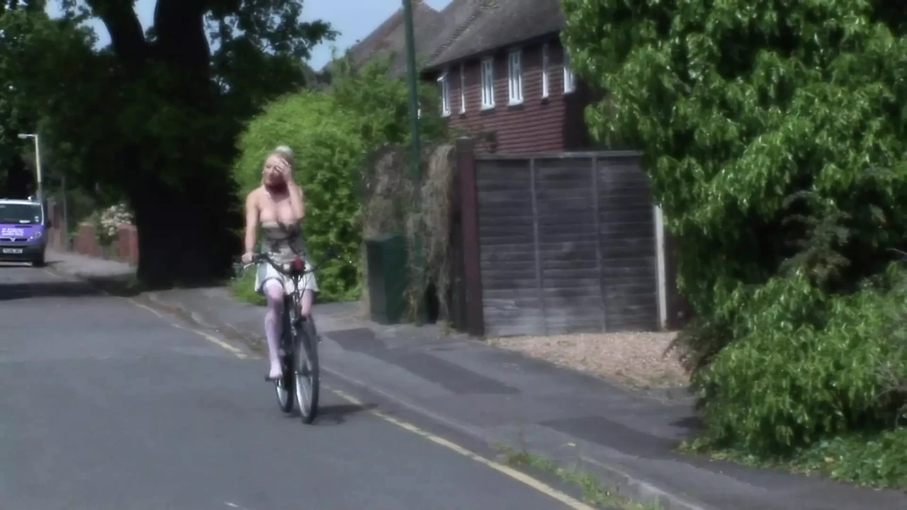 Busty blonde who takes her bicycle to the garage ends up fucking the mechanic