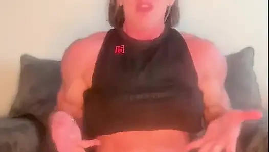Обнаженные новости с Simone Steele, август 2026