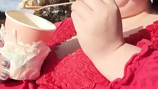Lebih banyak eskream mengisi ssbbw