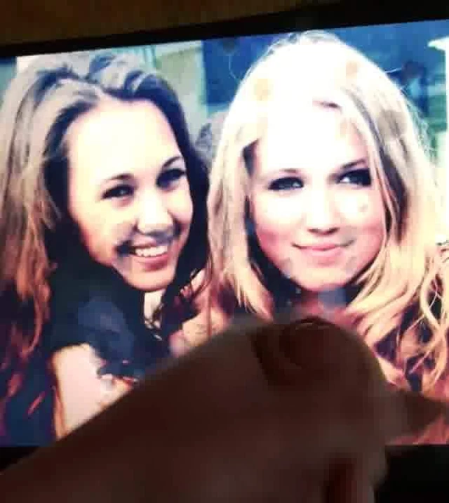 Two friends cum tribute