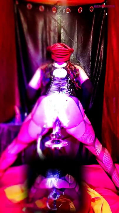 Twerking with My Foamy, Bubbly, Shiny and Wet Booty. Riding Hard, Spanking and Trap 1