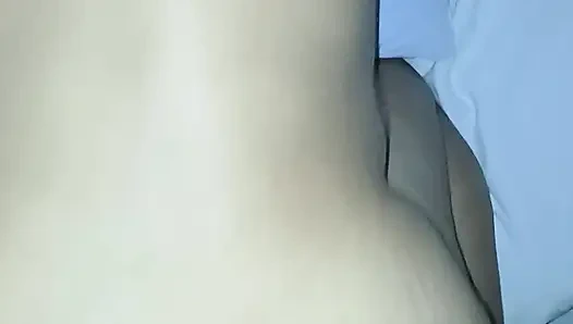 Verheiratete brünette essen teil 1