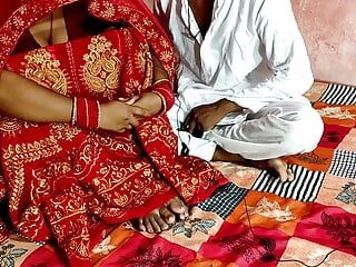 Pasgetrouwde bruid tante geneukt op haar huwelijksnacht - dorpsseks
