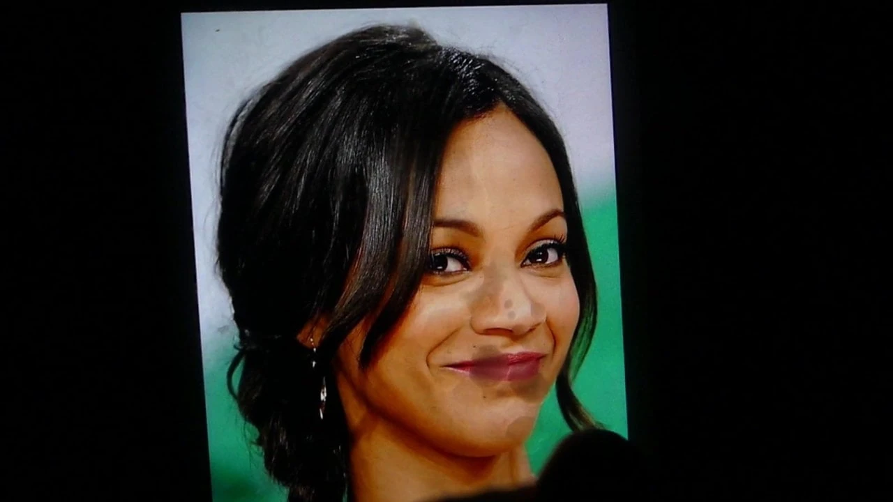Zoe saldana वीर्य की श्रद्धांजलि